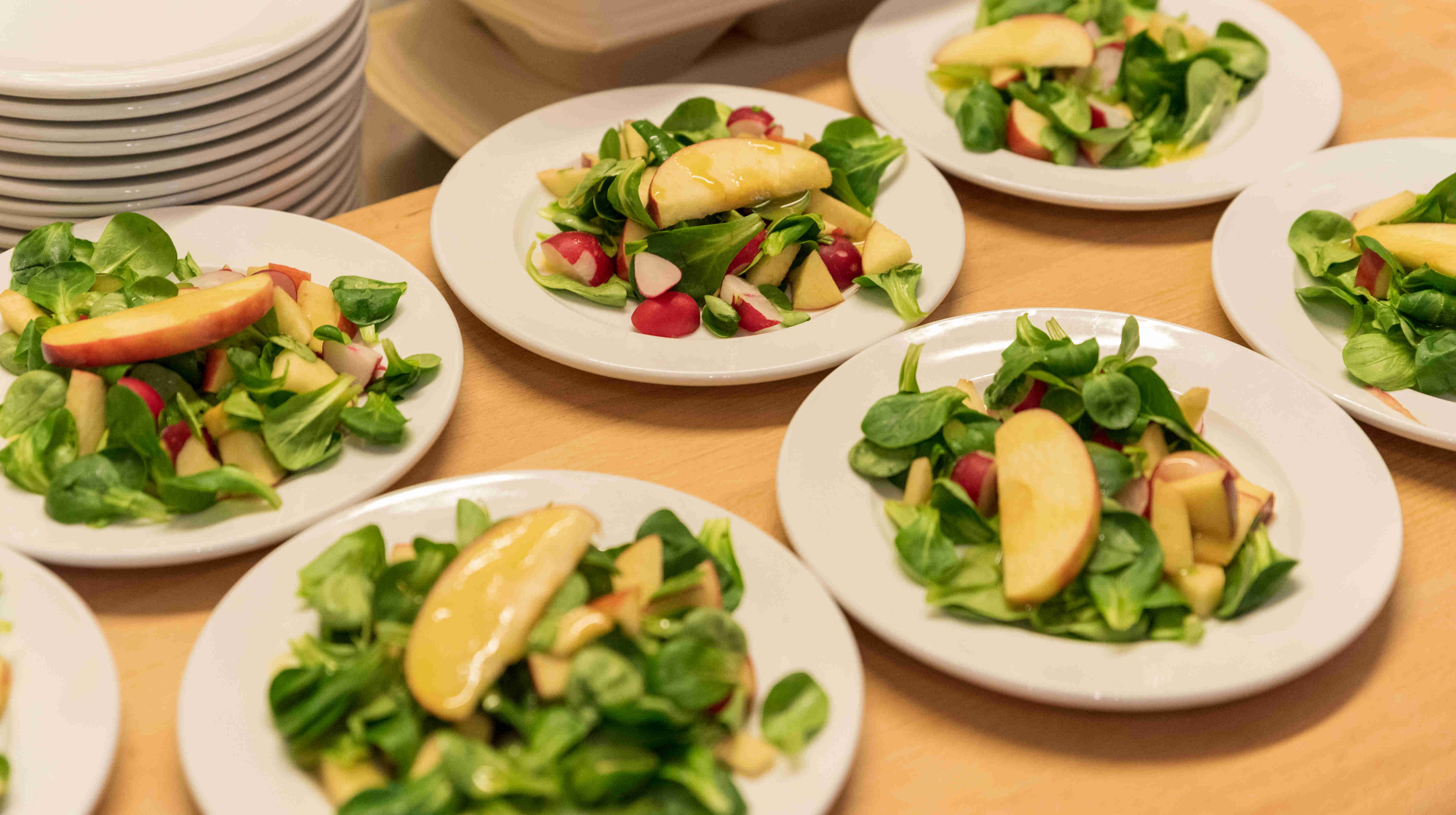 Eien gesunder Saltat als Vorspeise